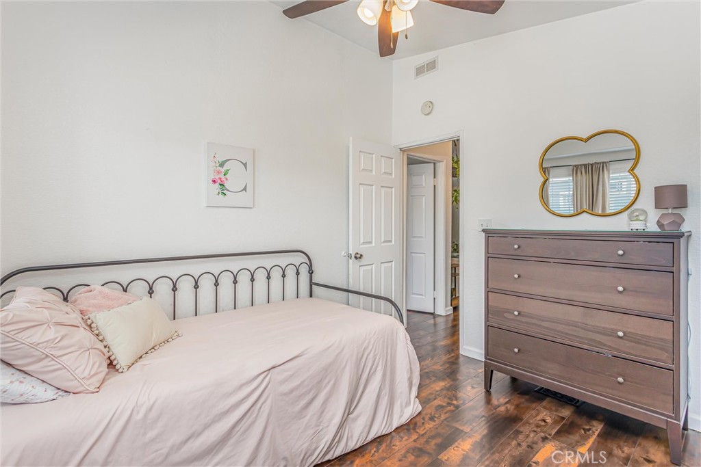 MLS #IV25247592 image #16