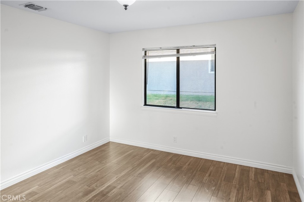 MLS #IV25247741 image #16