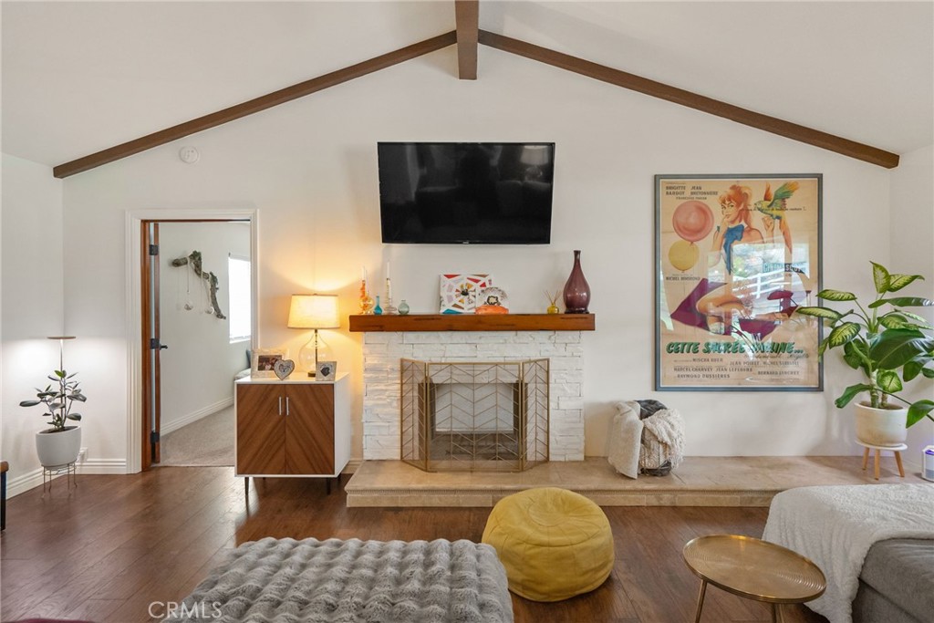 MLS #IV25247919 image #17