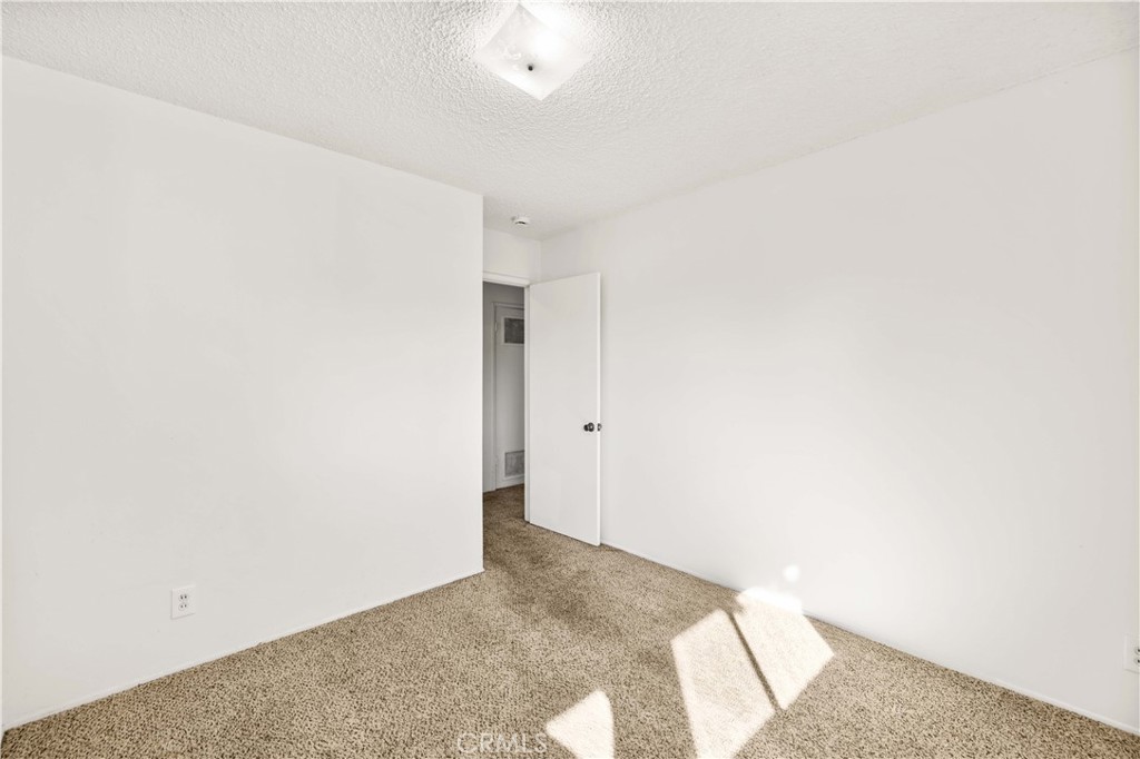 MLS #IV25248524 image #9