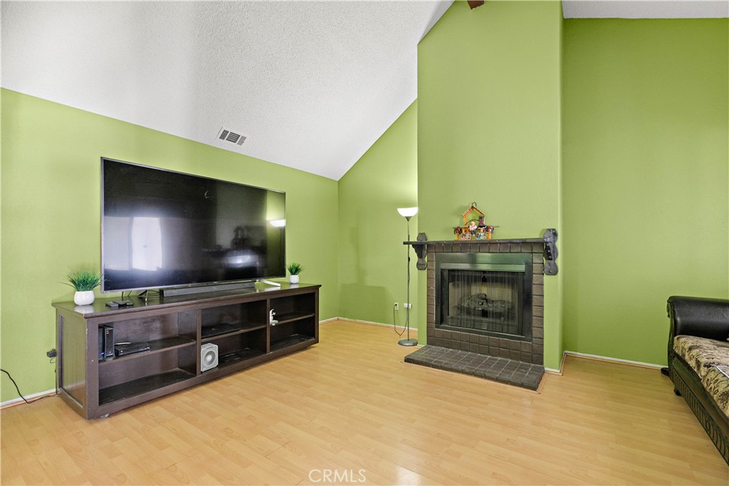 MLS #IV25248882 image #10