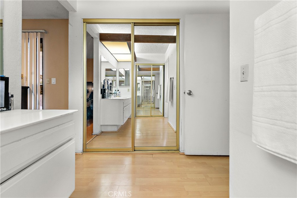 MLS #IV25248882 image #29