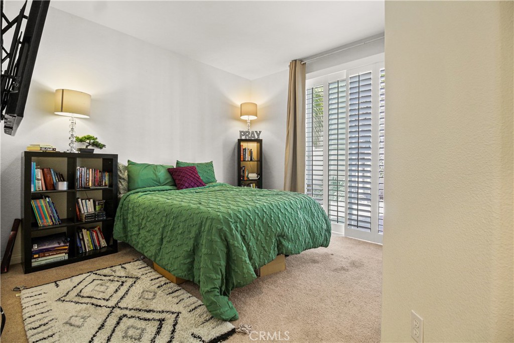 MLS #IV25251117 image #15