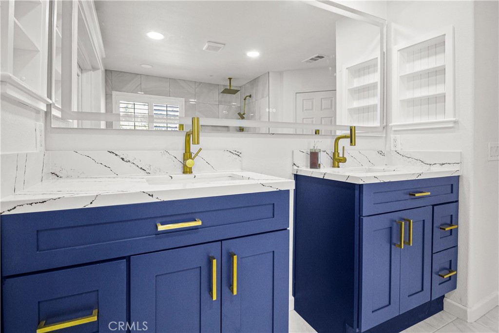 MLS #IV25251117 image #32