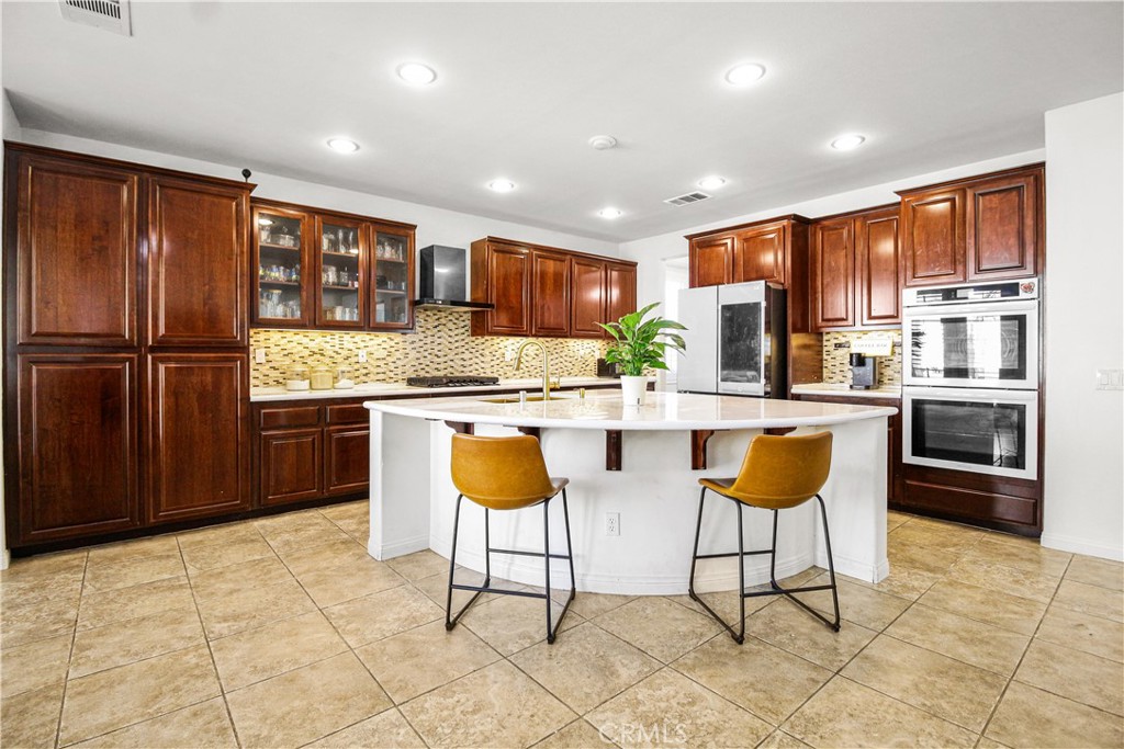 MLS #IV25251117 image #7