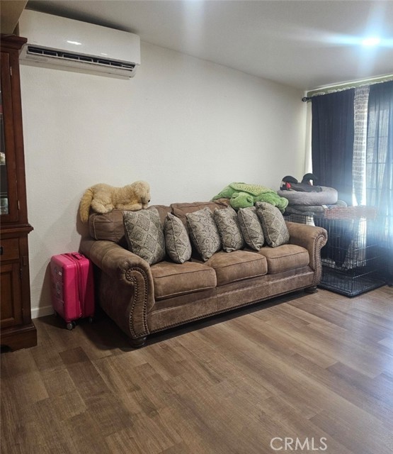 MLS #IV25251125 image #6