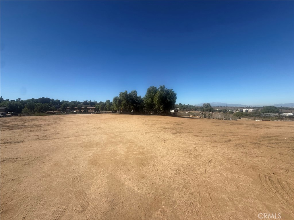 MLS #IV25251482 image #1