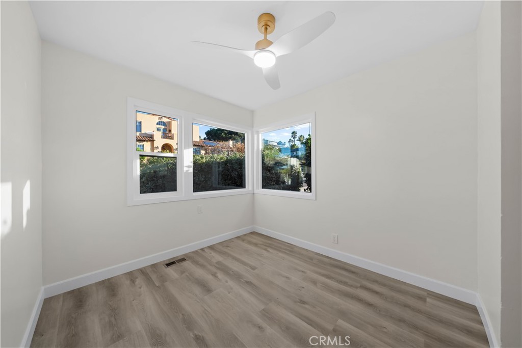 MLS #IV25251579 image #16