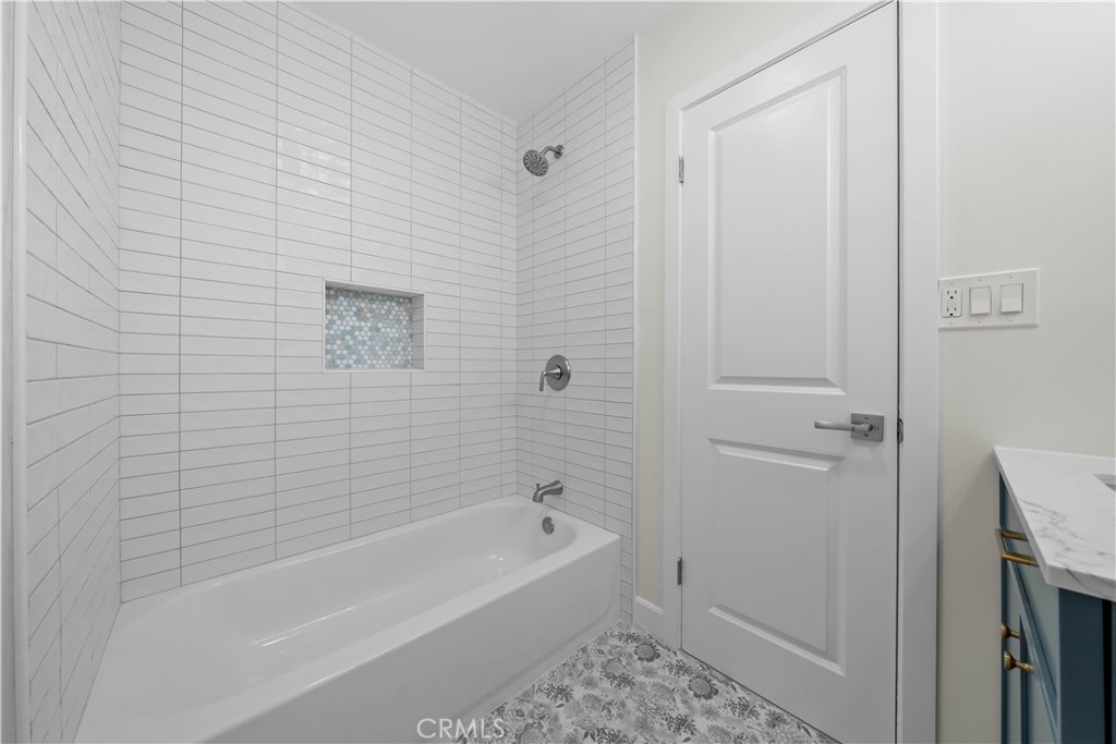 MLS #IV25251579 image #19