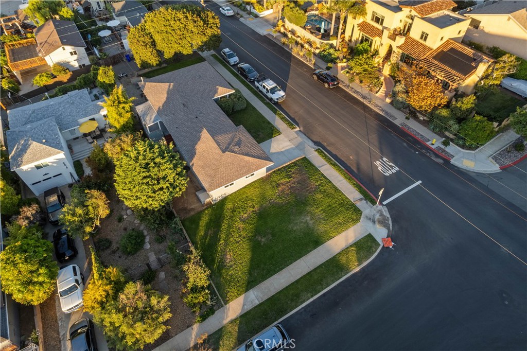 MLS #IV25251579 image #38