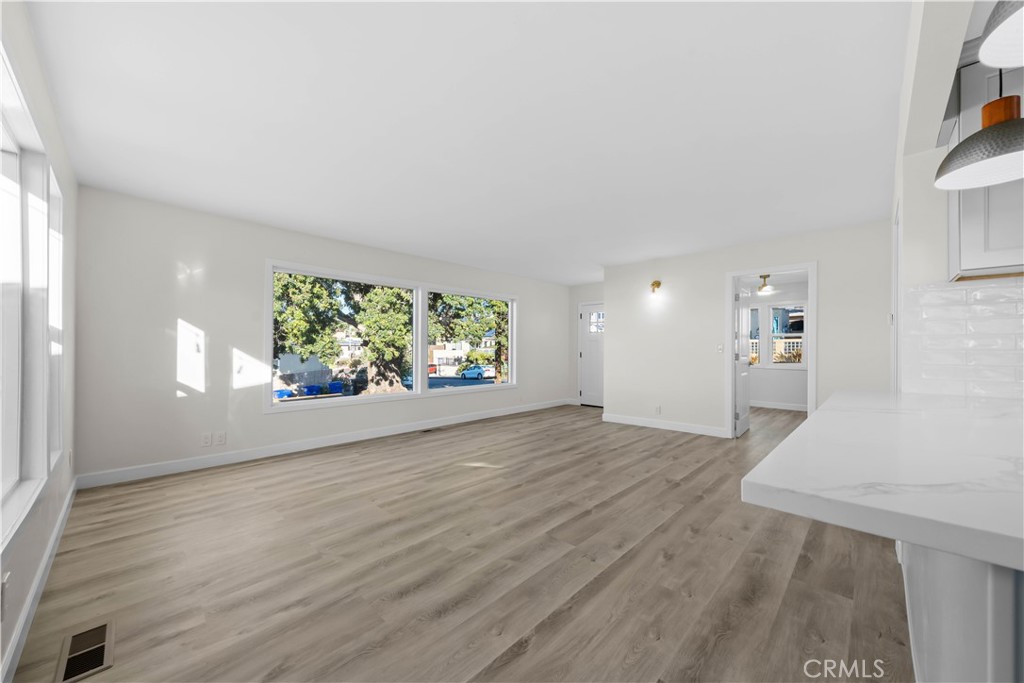 MLS #IV25251579 image #7