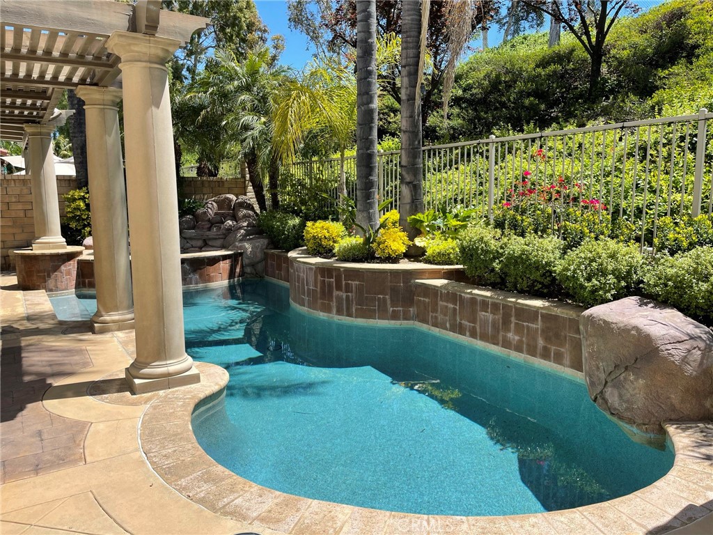 MLS #IV25252214 image #10