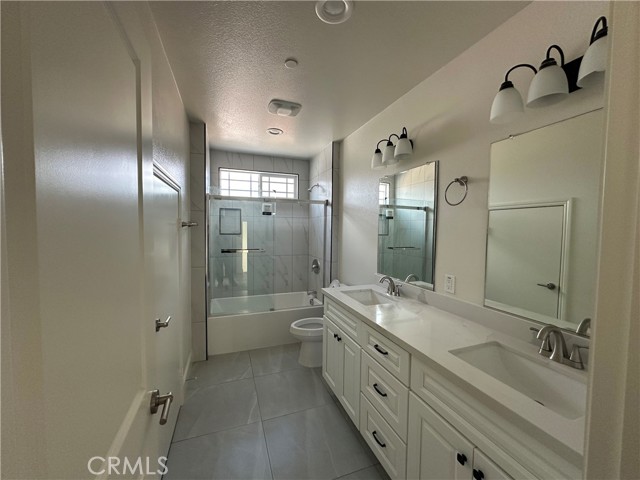 MLS #IV25252357 image #8