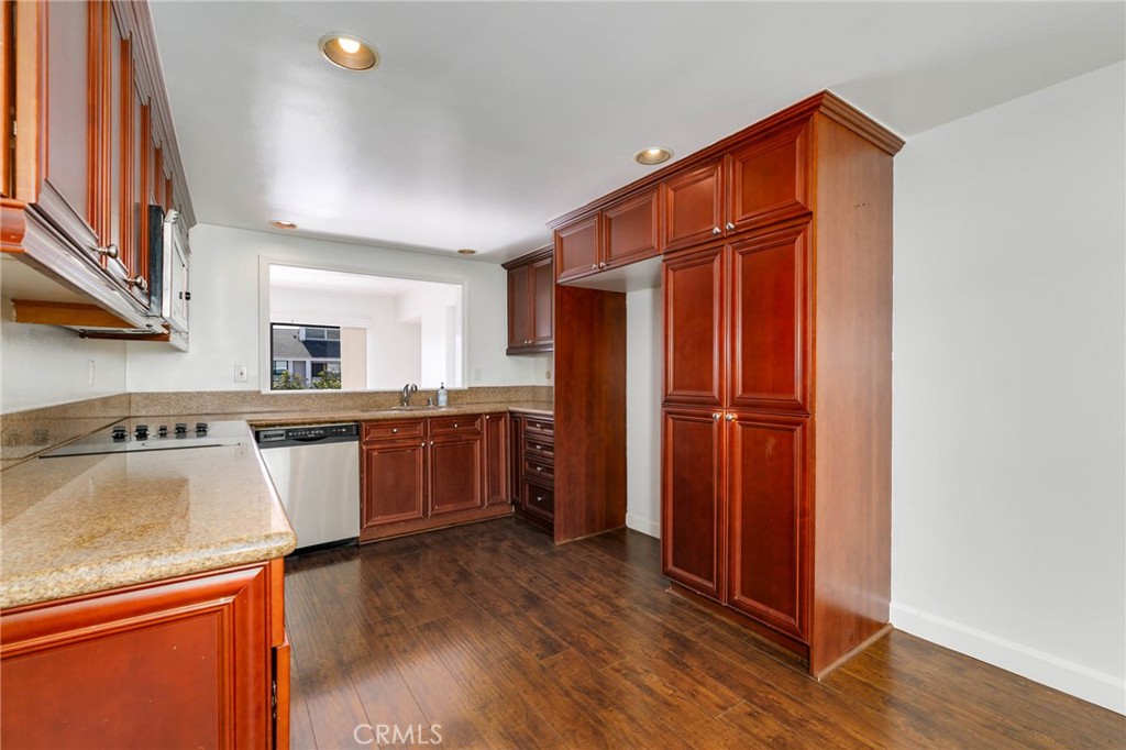 MLS #IV25252572 image #12