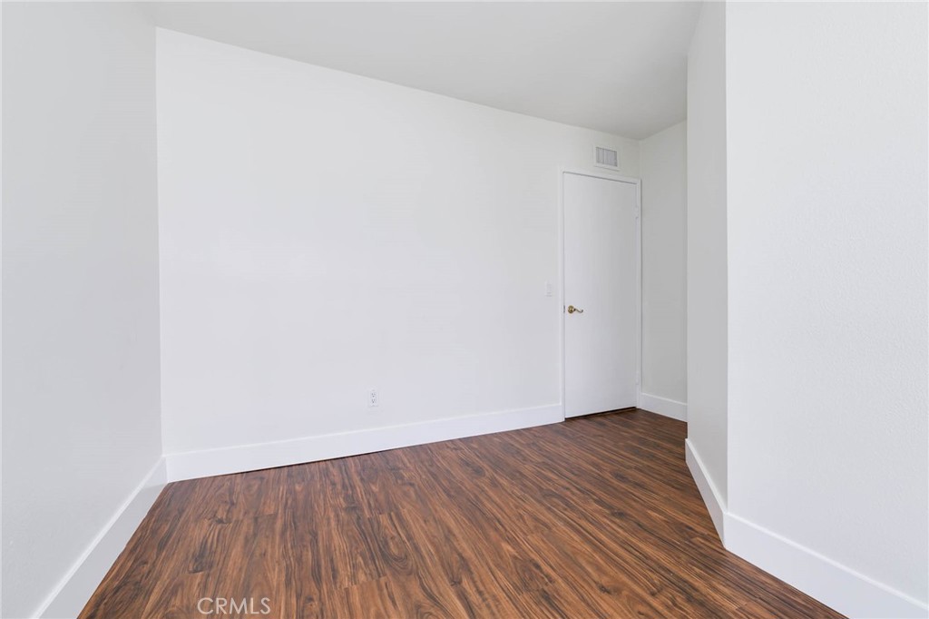 MLS #IV25252572 image #19