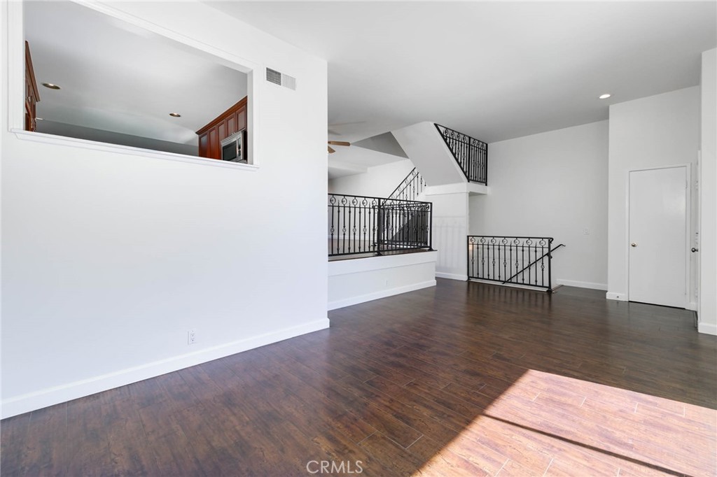 MLS #IV25252572 image #6