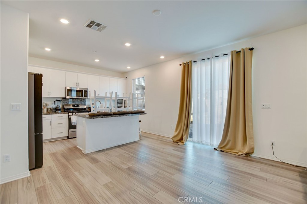 MLS #IV25252899 image #11