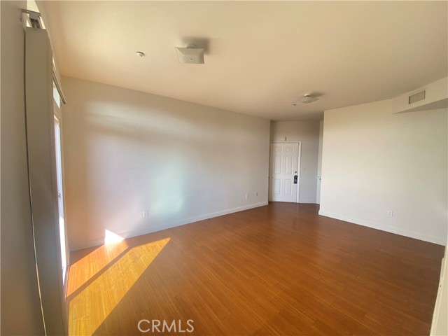 MLS #IV25254205 image #2