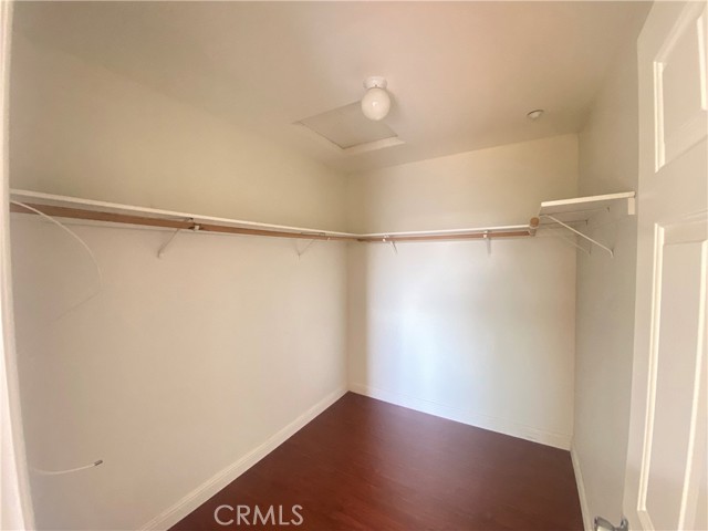 MLS #IV25254205 image #9