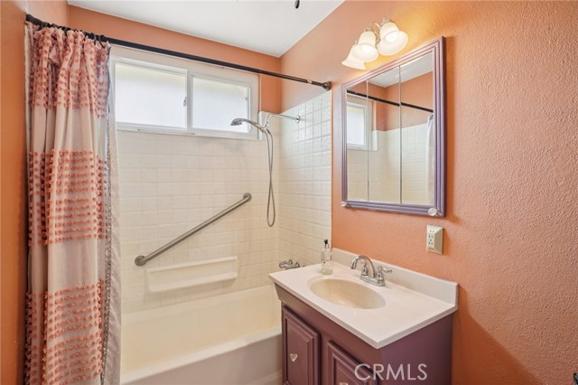 MLS #IV25254452 image #15