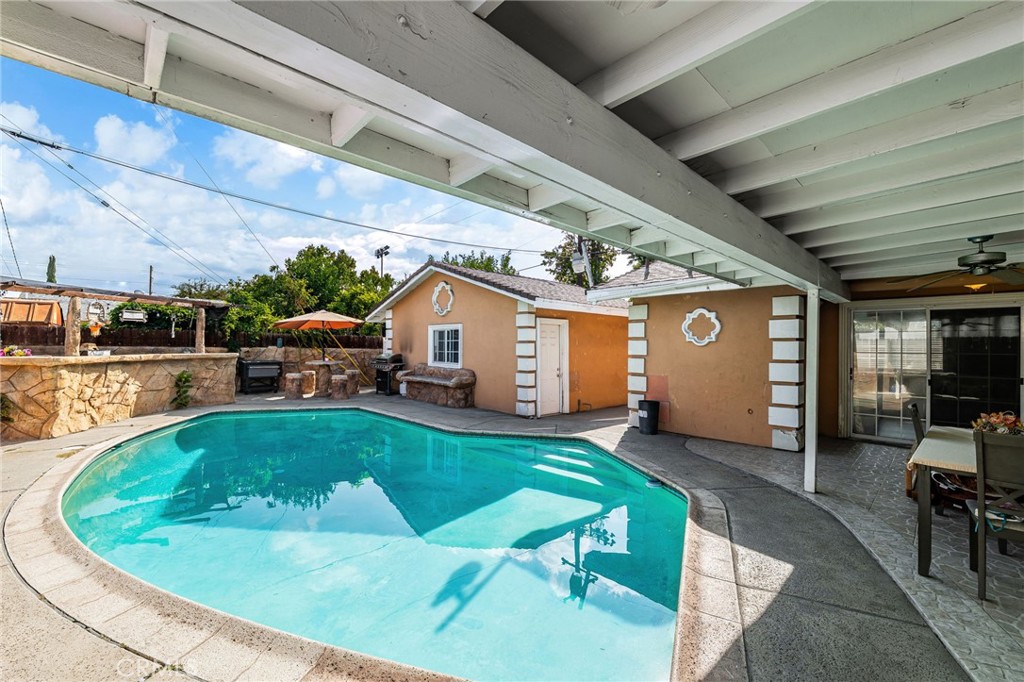 MLS #IV25255359 image #23