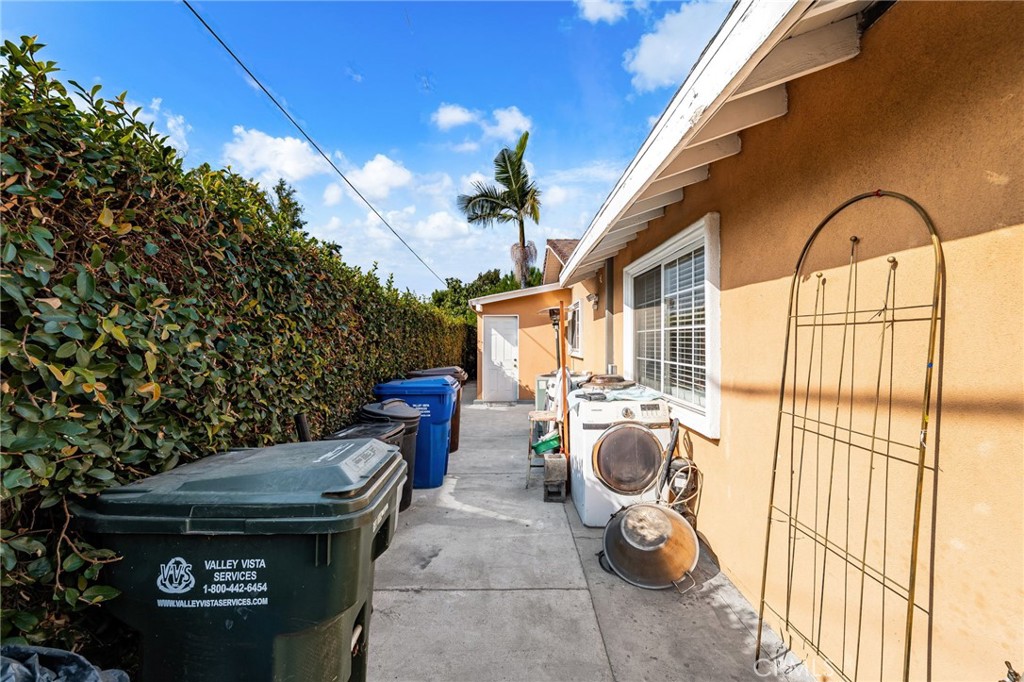 MLS #IV25255359 image #24