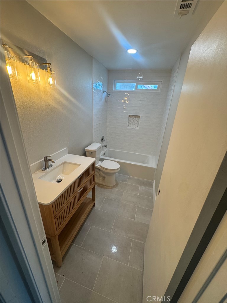 MLS #IV25257107 image #1