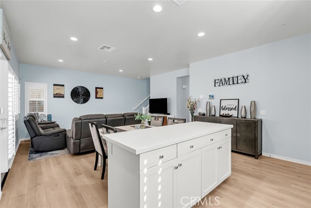 MLS #IV25258283 image #6