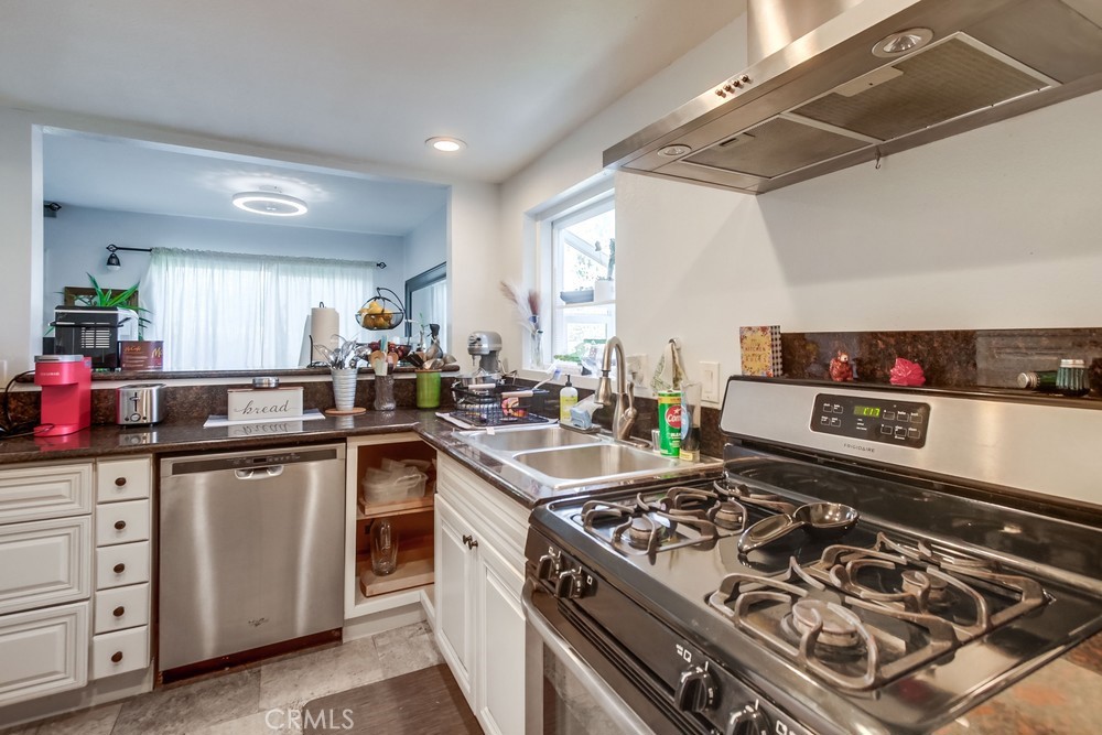 MLS #IV25259398 image #15