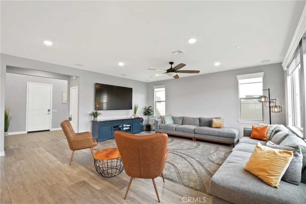 MLS #IV25259588 image #5