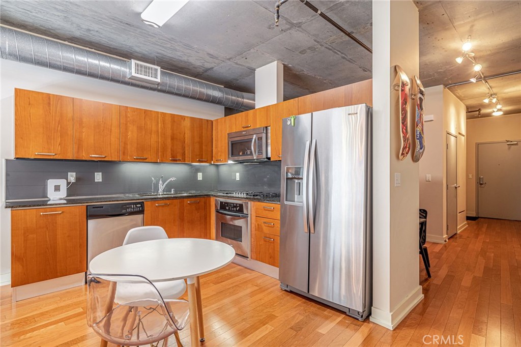 MLS #IV25259809 image #1