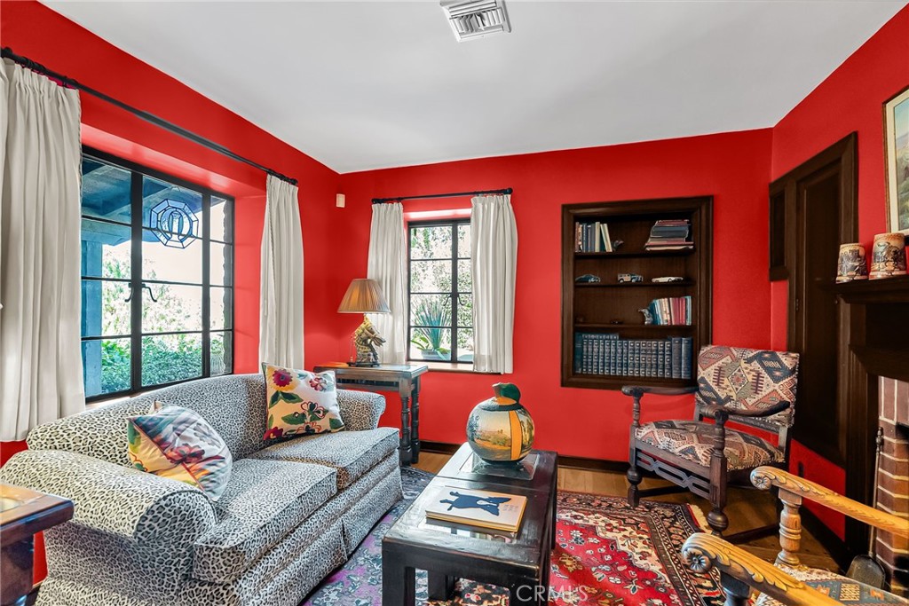 MLS #IV25260007 image #16