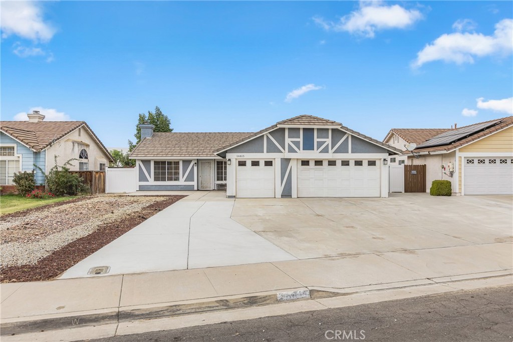 MLS #IV25260383 image #0