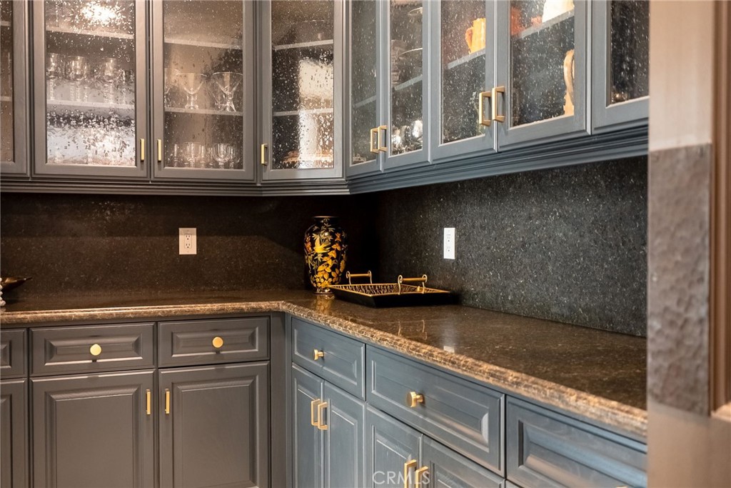 MLS #IV25260935 image #24