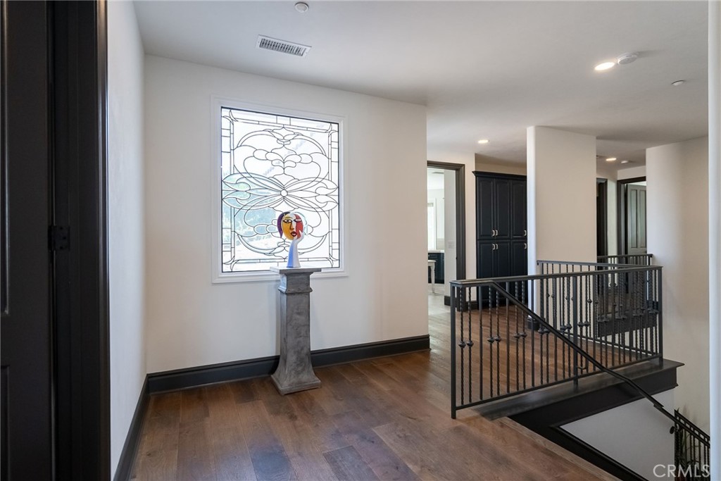 MLS #IV25260935 image #43