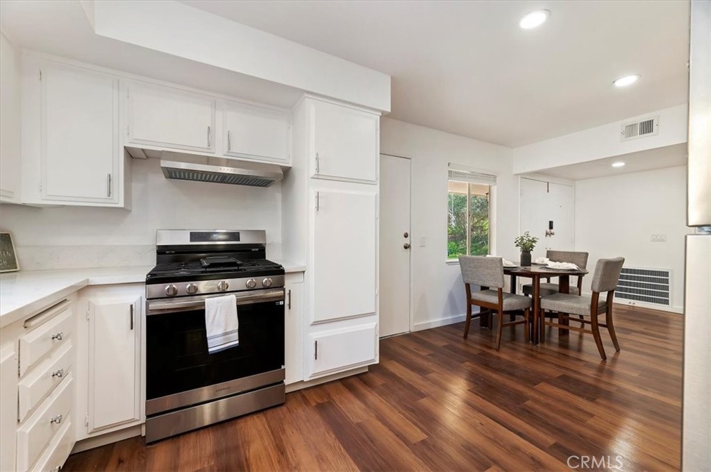 MLS #IV25261211 image #11