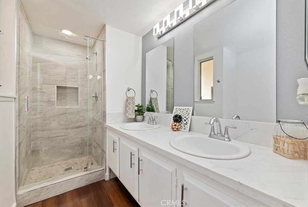 MLS #IV25261211 image #22