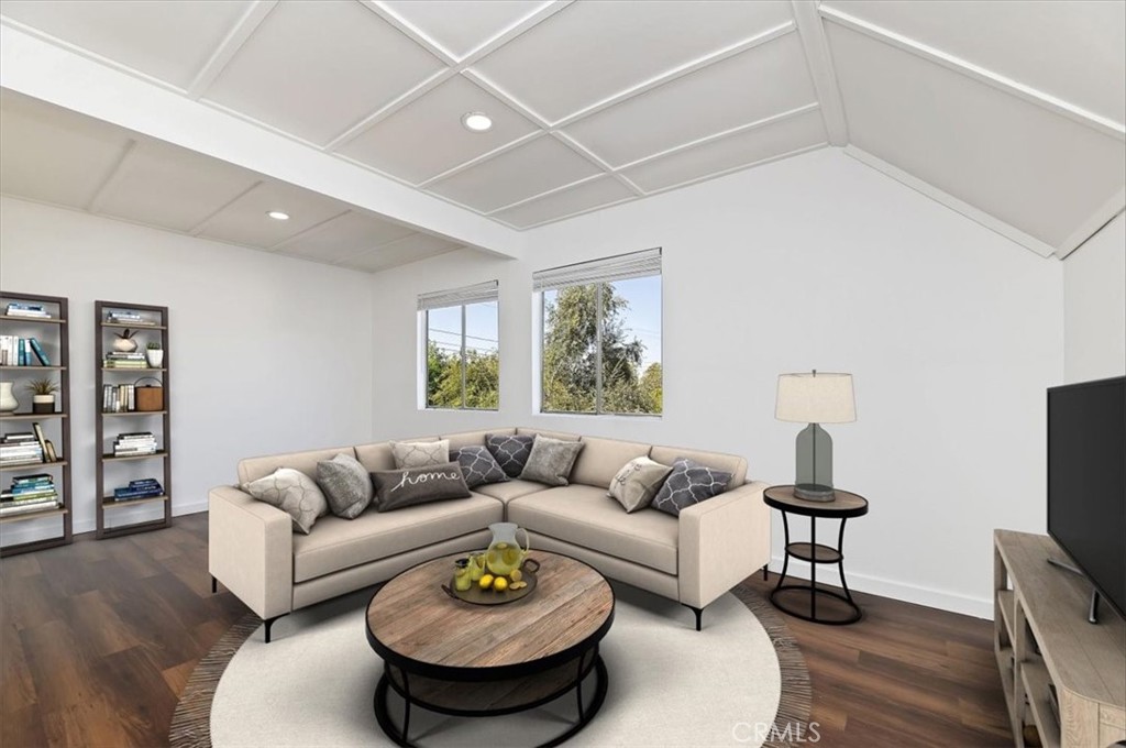 MLS #IV25261211 image #33