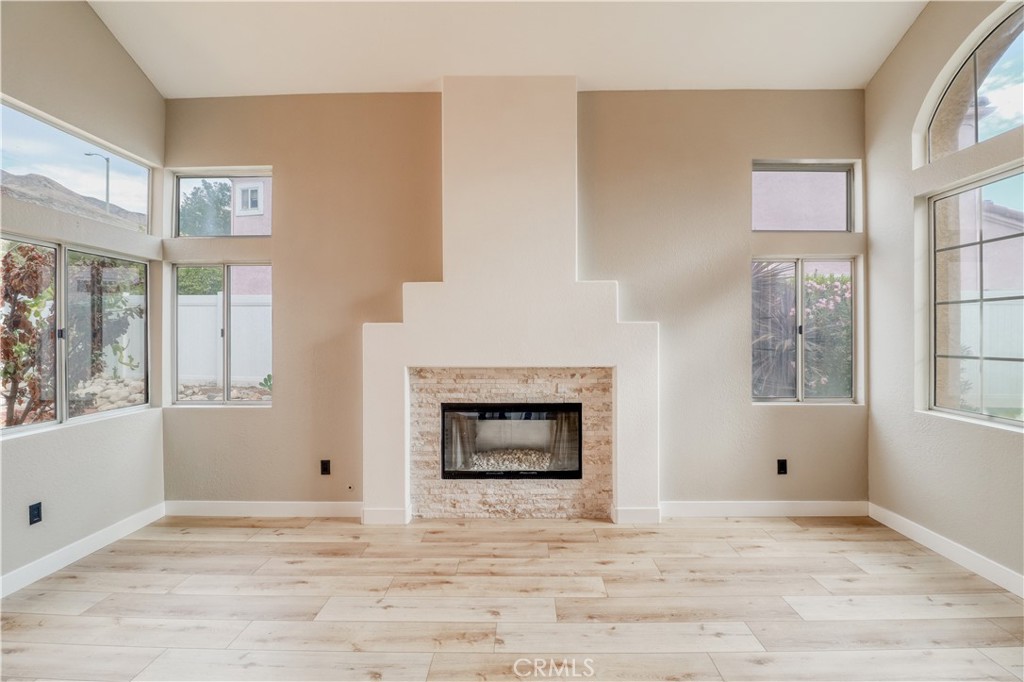 MLS #IV25262289 image #6