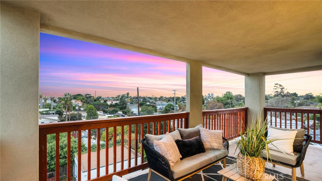 MLS #IV25262972 image #2