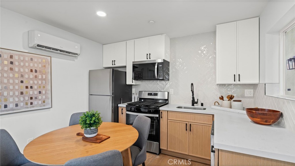 MLS #IV25262972 image #30