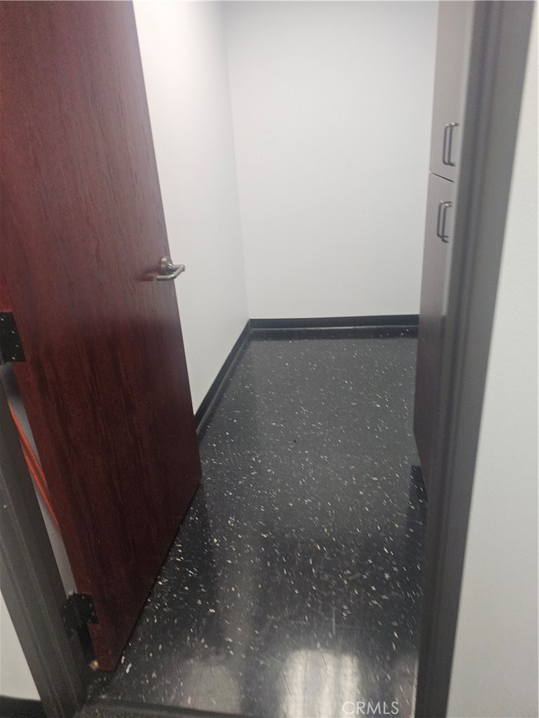 MLS #IV25263312 image #2