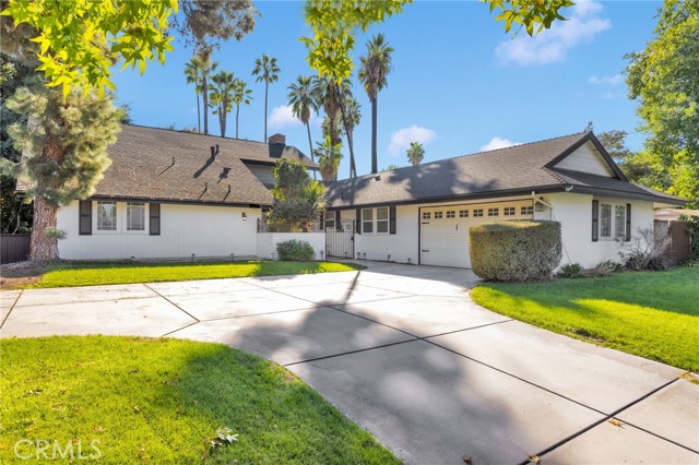 MLS #IV25263401 image #2