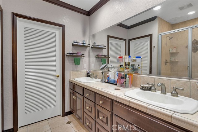 MLS #IV25263401 image #32