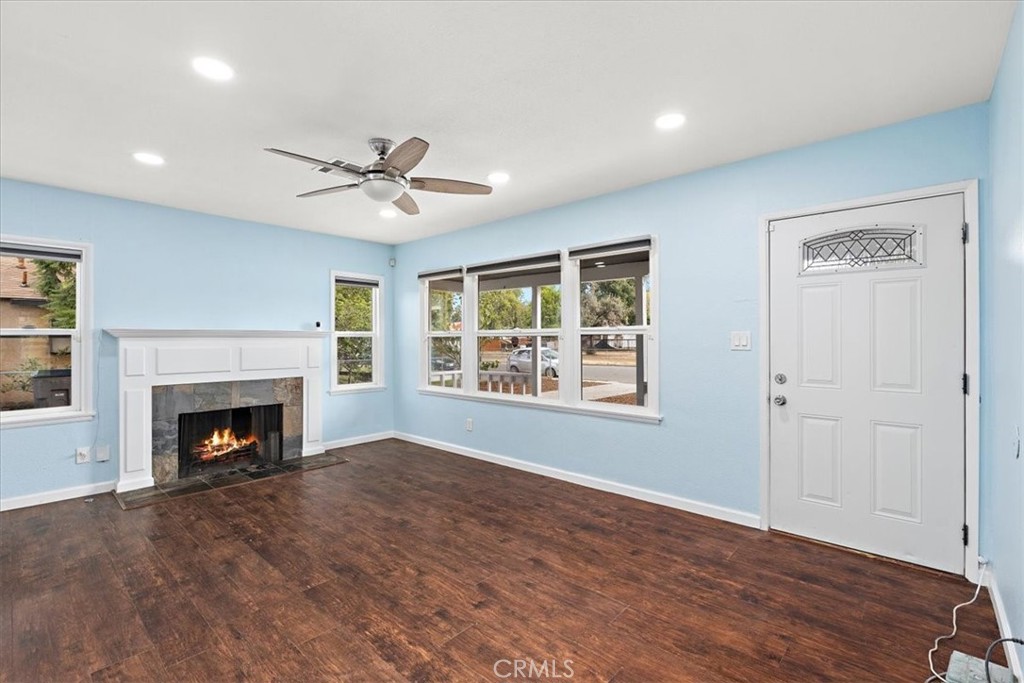 MLS #IV25264039 image #2