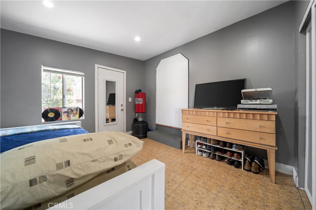 MLS #IV25266044 image #23