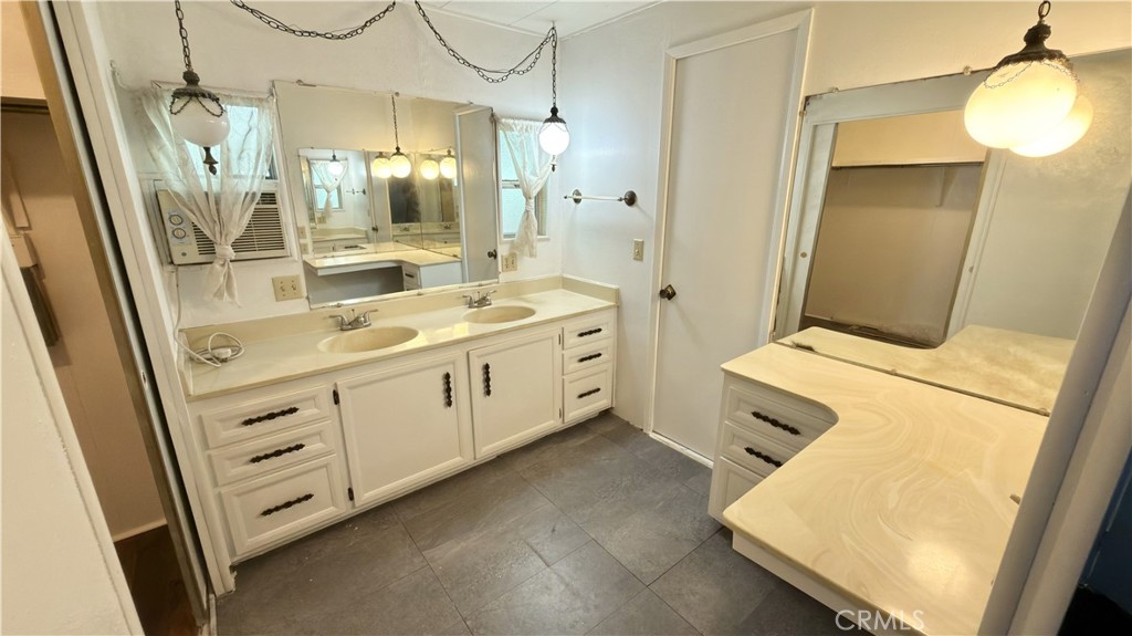 MLS #IV25266046 image #10