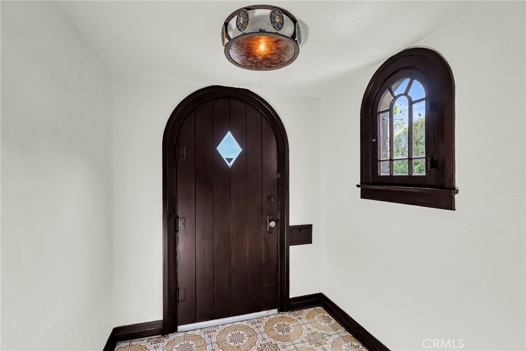 MLS #IV25266078 image #4