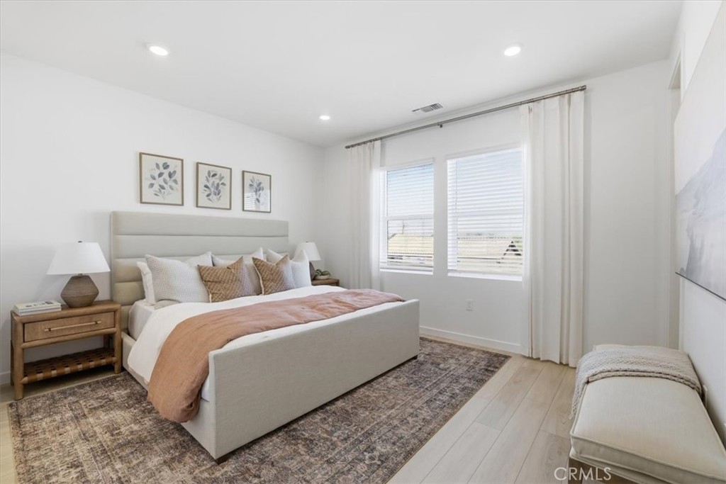 MLS #IV25266378 image #16