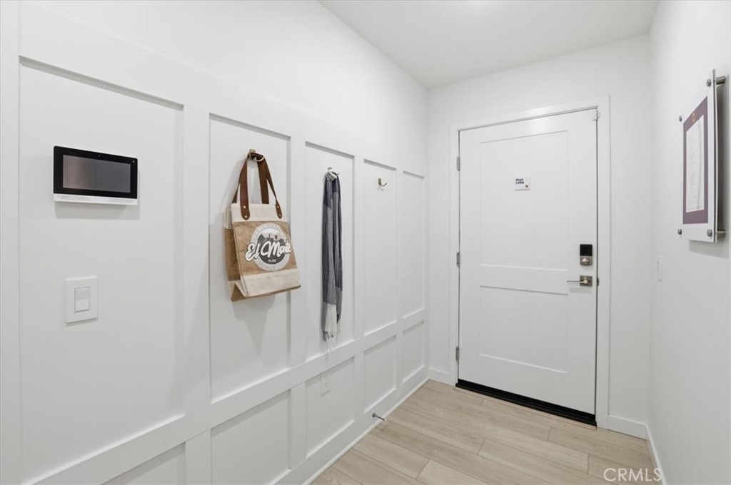 MLS #IV25266378 image #2